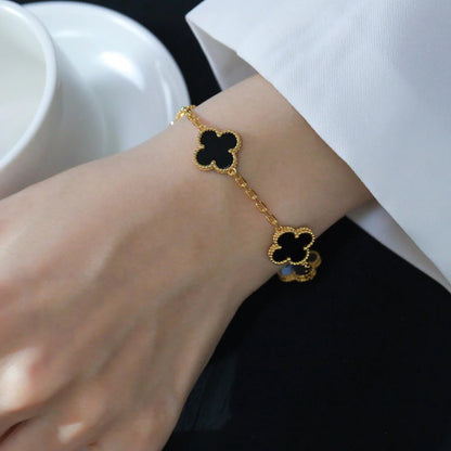 [Luna Brilliance] CLOVER 5 MOTIF ONYXS BRACELET COLLECTION