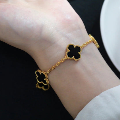 [Luna Brilliance] CLOVER 5 MOTIF ONYXS BRACELET COLLECTION
