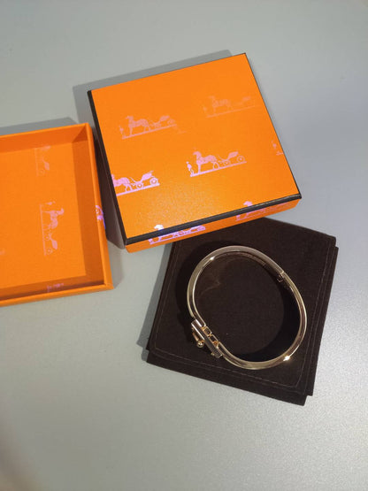 [Lunabriance]H ORANGE BRACELET