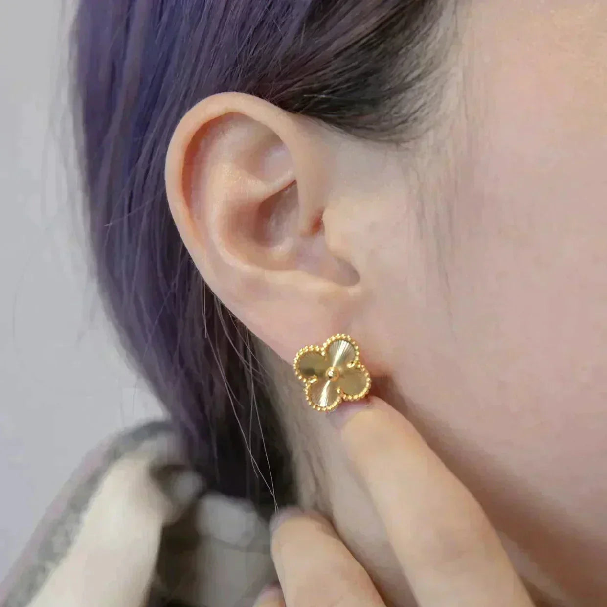 [Lunabriance]CLOVER MEDIUM 1 MOTIFS LASER EARRINGS