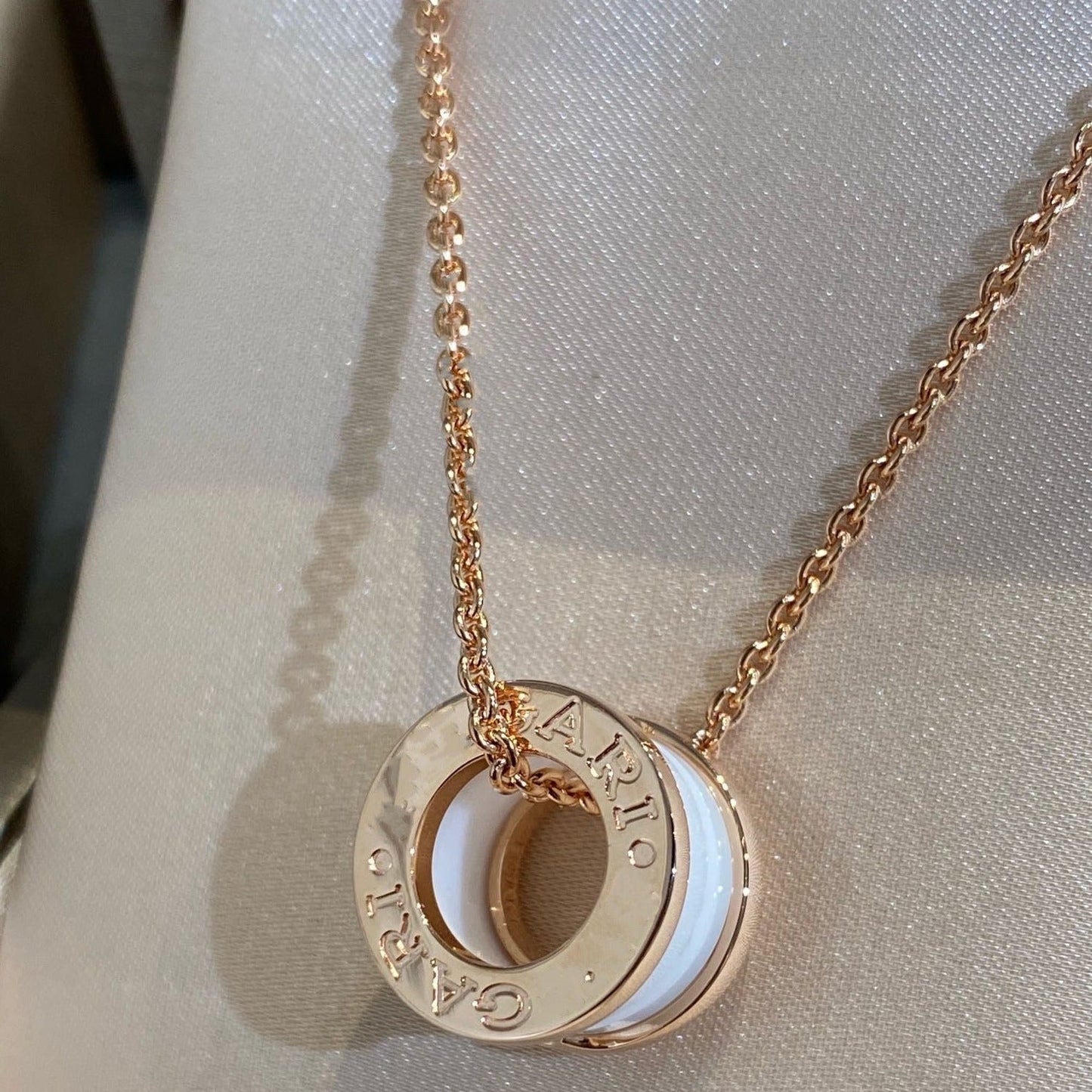 [Lunabriance]ZERO 1 WHITE CERAMIC PINK GOLD NECKLACE