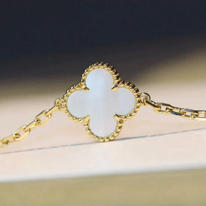 [Lunabriance]CLOVER 20 MOTIFS WHITE MOP NECKLACE