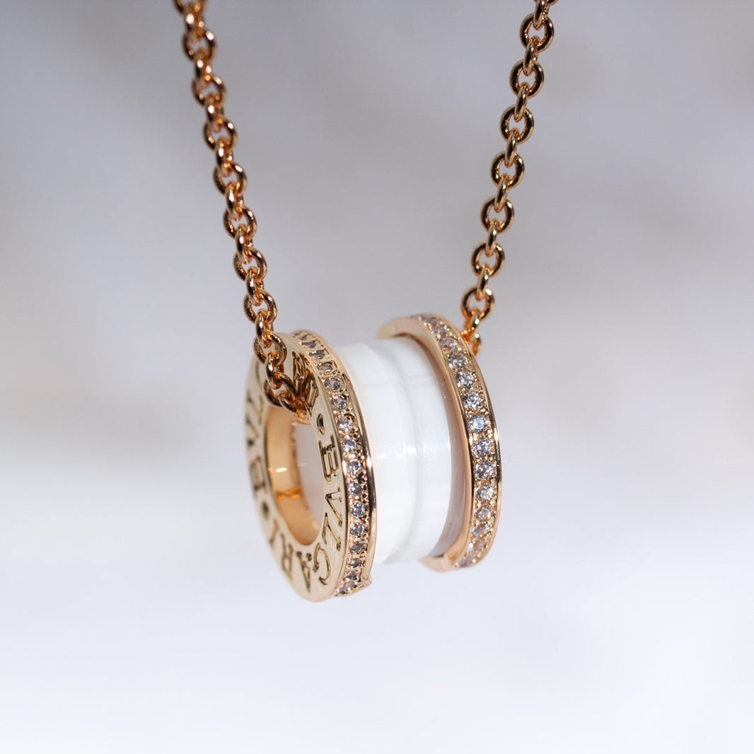 [Luna Brilliance]ZERO 1 WHITE CERAMIC PINK GOLD DIAMOND NECKLACE