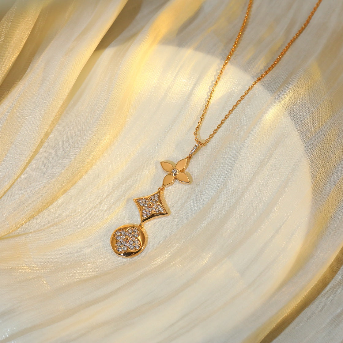 [Lunabriance]STAR AND SUN DIAMOND PINK GOLD NECKLACE