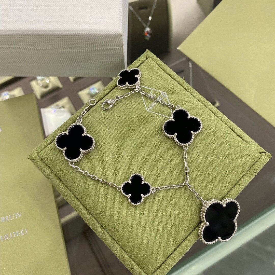 [Lunabriance]CLOVER 5 MOTIFS SIVLER ONYX BRACELET