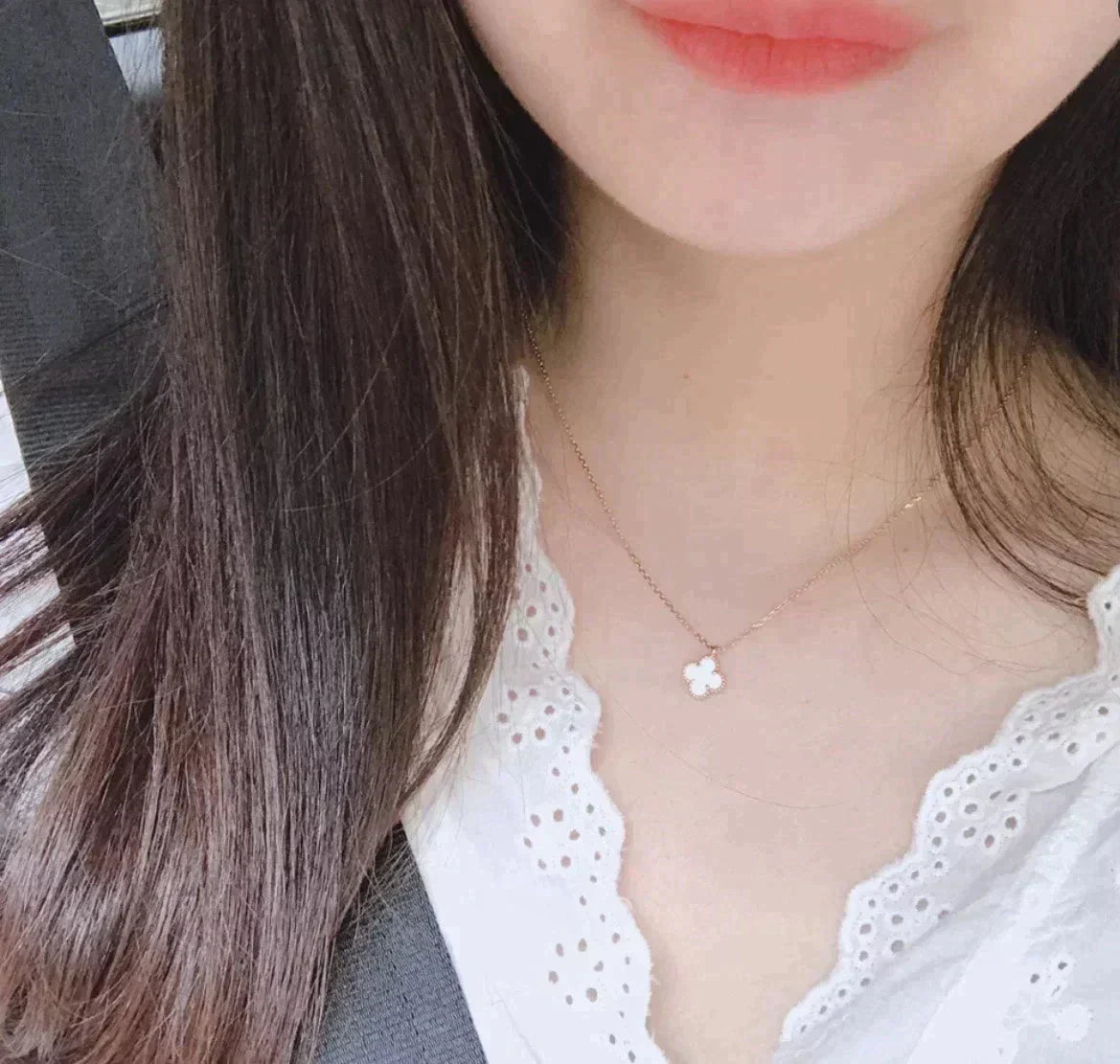 [Lunabriance]CLOVER MINI 9.5MM WHITE MOTHER-OF-PEARL NECKLACE