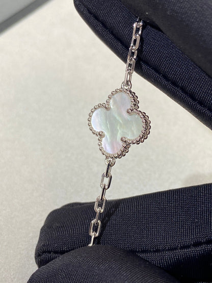 [Luna Brilliance]CLOVER WHITE PEARL MOP 5 MOTIF BRACELET COLLECTION