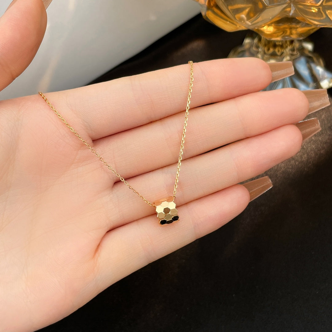 [Lunabriance]BEE MINI NECKLACE