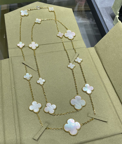 [Lunabriance]CLOVER 16 MOTIF WHITE MOP GOLD NECKLACE