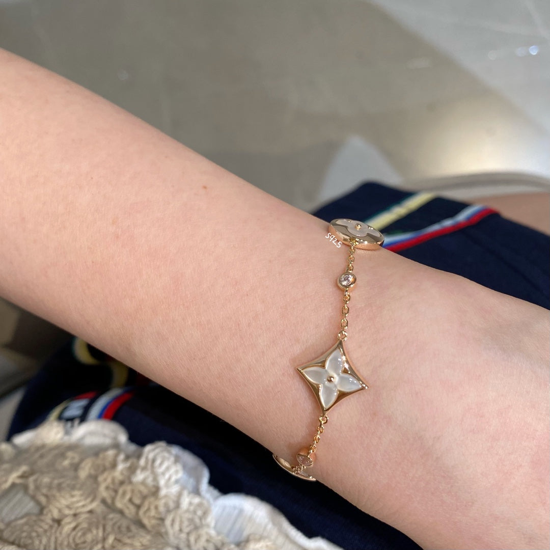 [Lunabriance]STAR AND SUN 4 MOTIF WHITE MOP PINK GOLD BRACELET