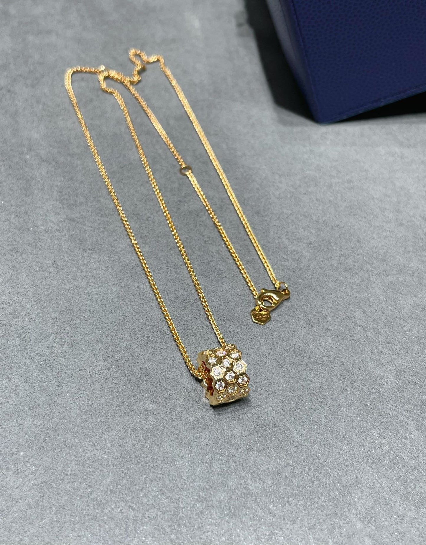 [Lunabriance]BEE LOVE DIAMOND PAVED 3 ROW NECKLACE