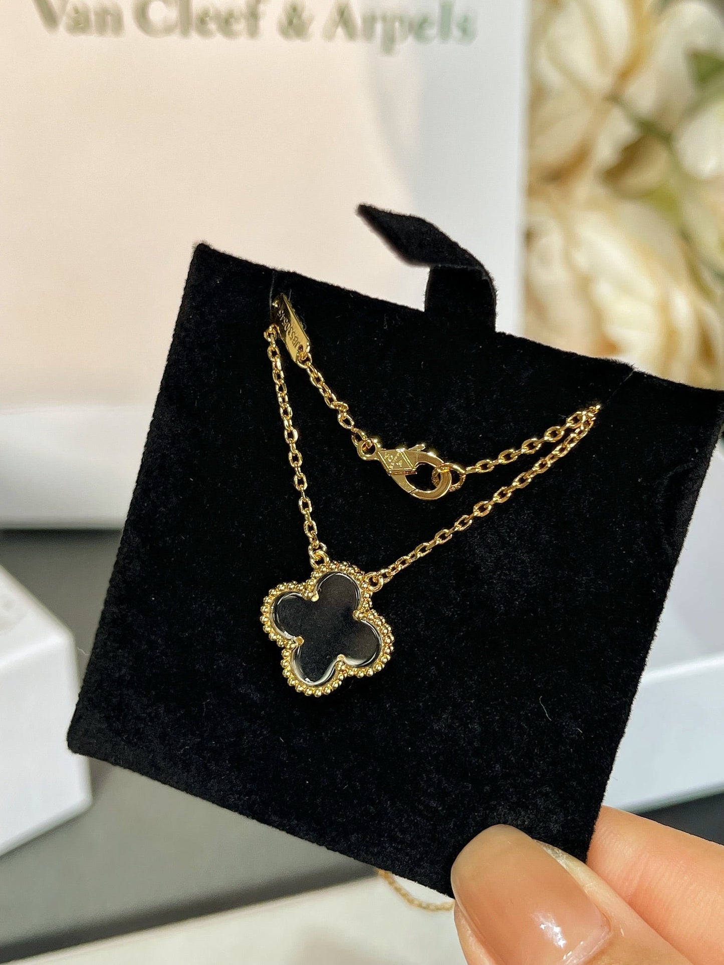 [Lunabriance]CLOVER ROCK CRYSTAL ROSE GOLD NECKLACE