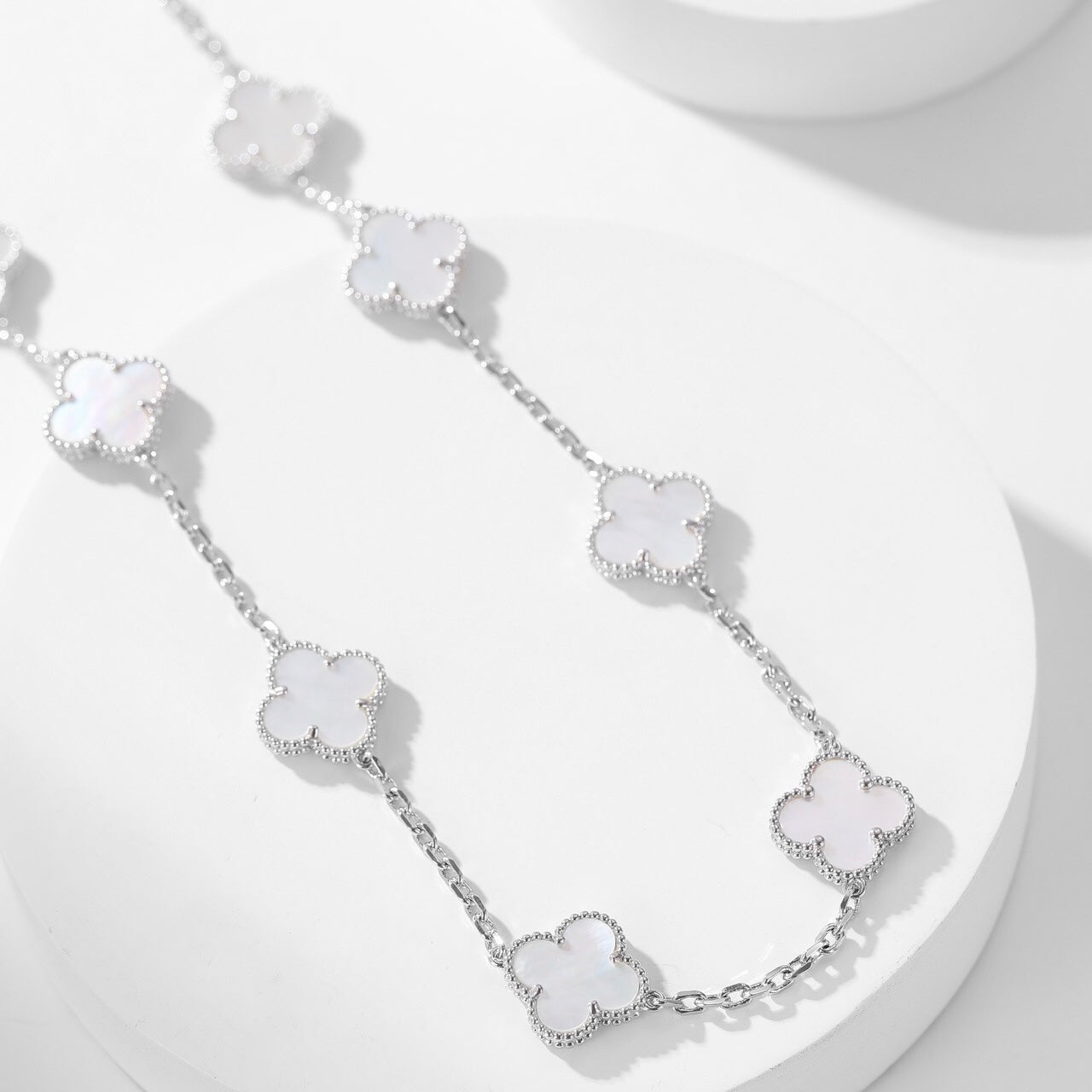 [Lunabriance]CLOVER 10 MOTIFS WHITE MOTHER OF PEARL NECKLACE