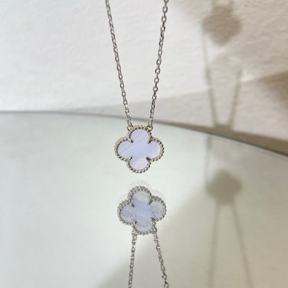 [Lunabriance]CLOVER 15MM BLUE CHALCEDONY NECKLACE SILVER