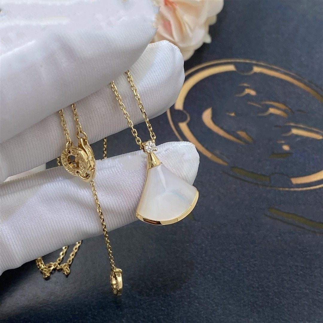 [Lunabriance]DREAM NECKLACE WHITE MOP GOLD 1 DIAMOND