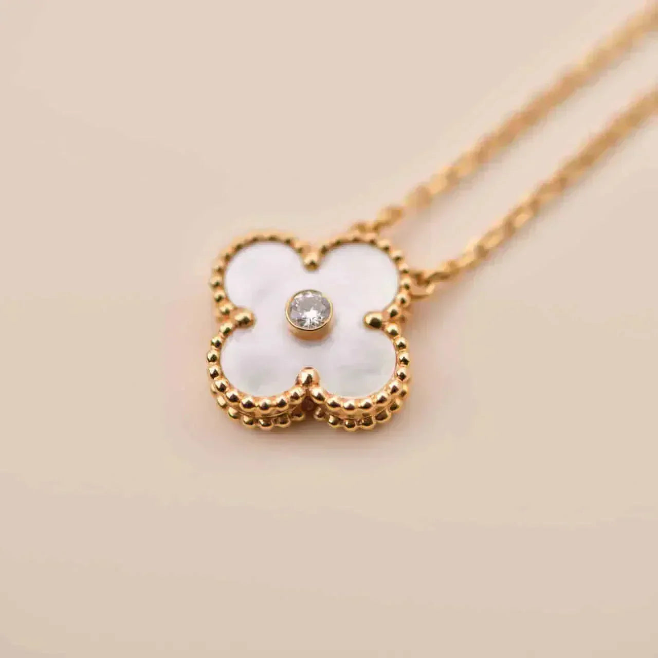 [Lunabriance]CLOVER 15MM DIAMOND WHITE FRITILLARIA NECKLACE