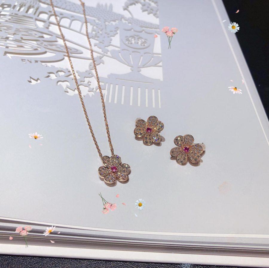 [Lunabriance]FRIVOLE ROSE GOLD FLOWER DIAMOND NECKLACE