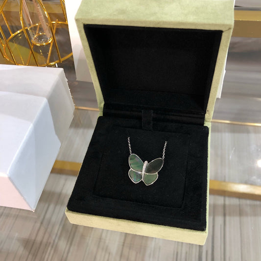 [Lunabriance]LARGE BUTTERFLY SILVER PENDANT DIAMOND NECKLACE