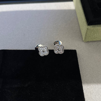 [Lunabriance]CLOVER MINI DIAMOND STUD EARRINGS